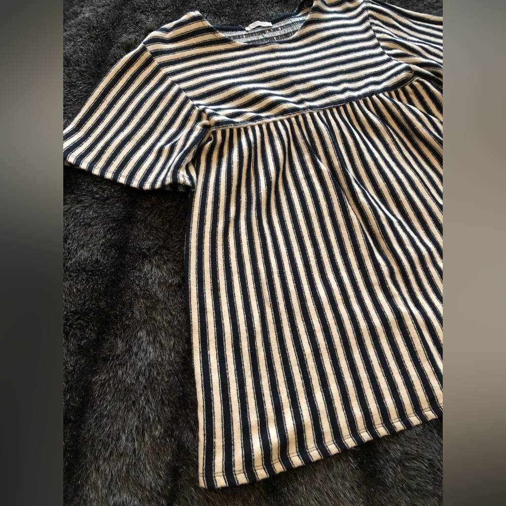 Zara Short Sleeve Small Top